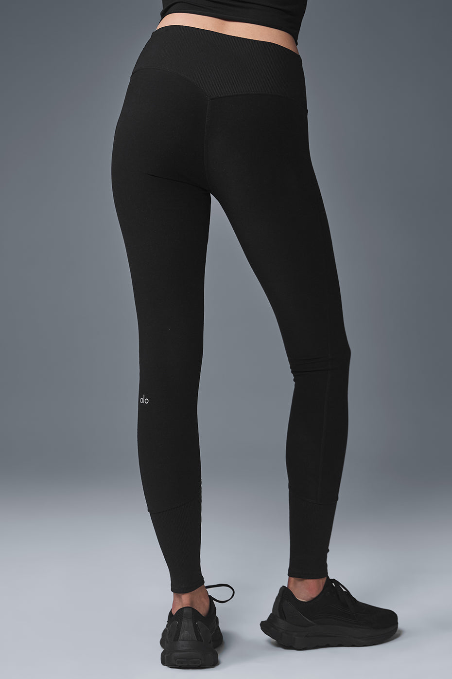 High-Waist Alosoft Lounge Legging - Black--2