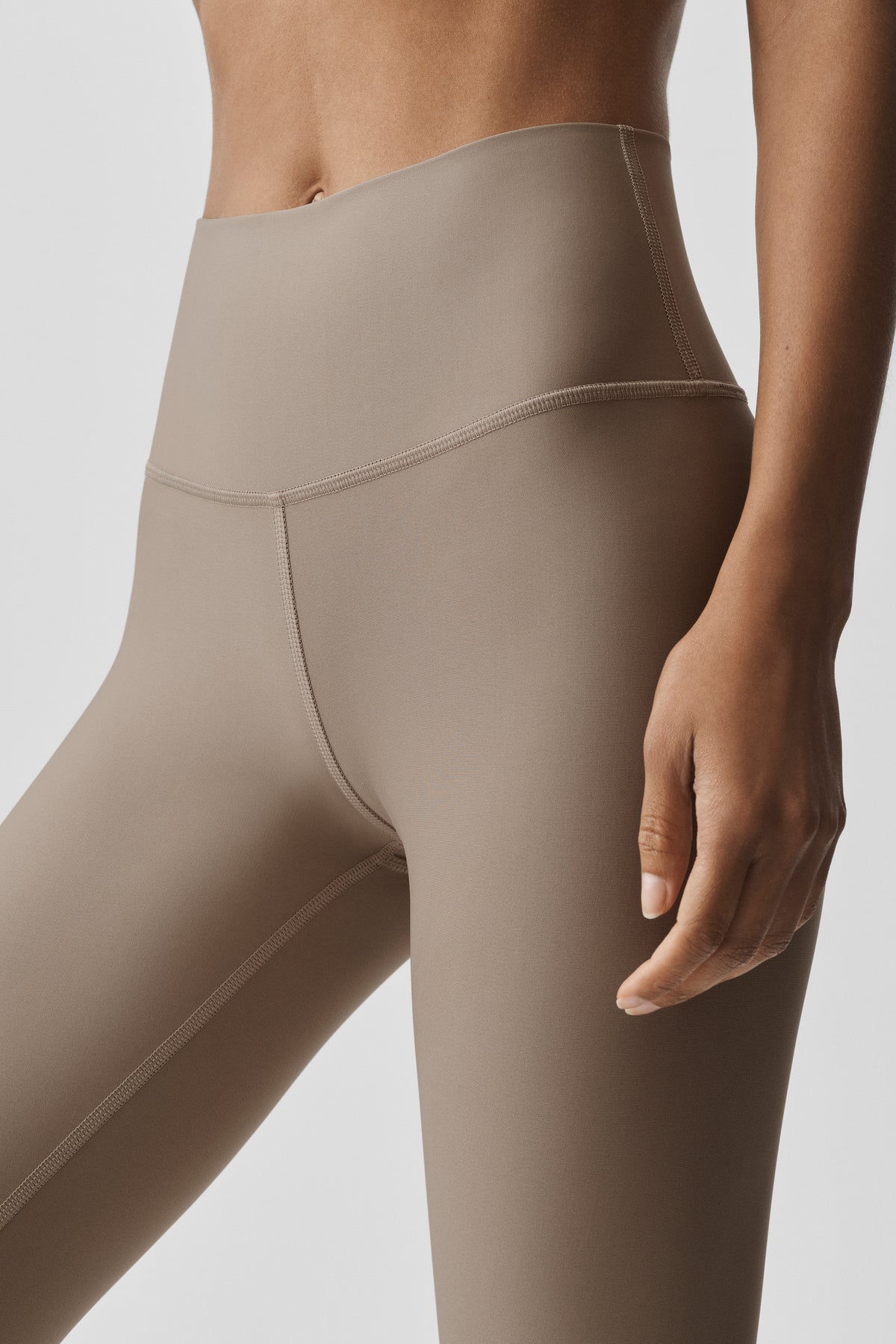 7/8 High-Waist Airlift Legging - Gravel--3