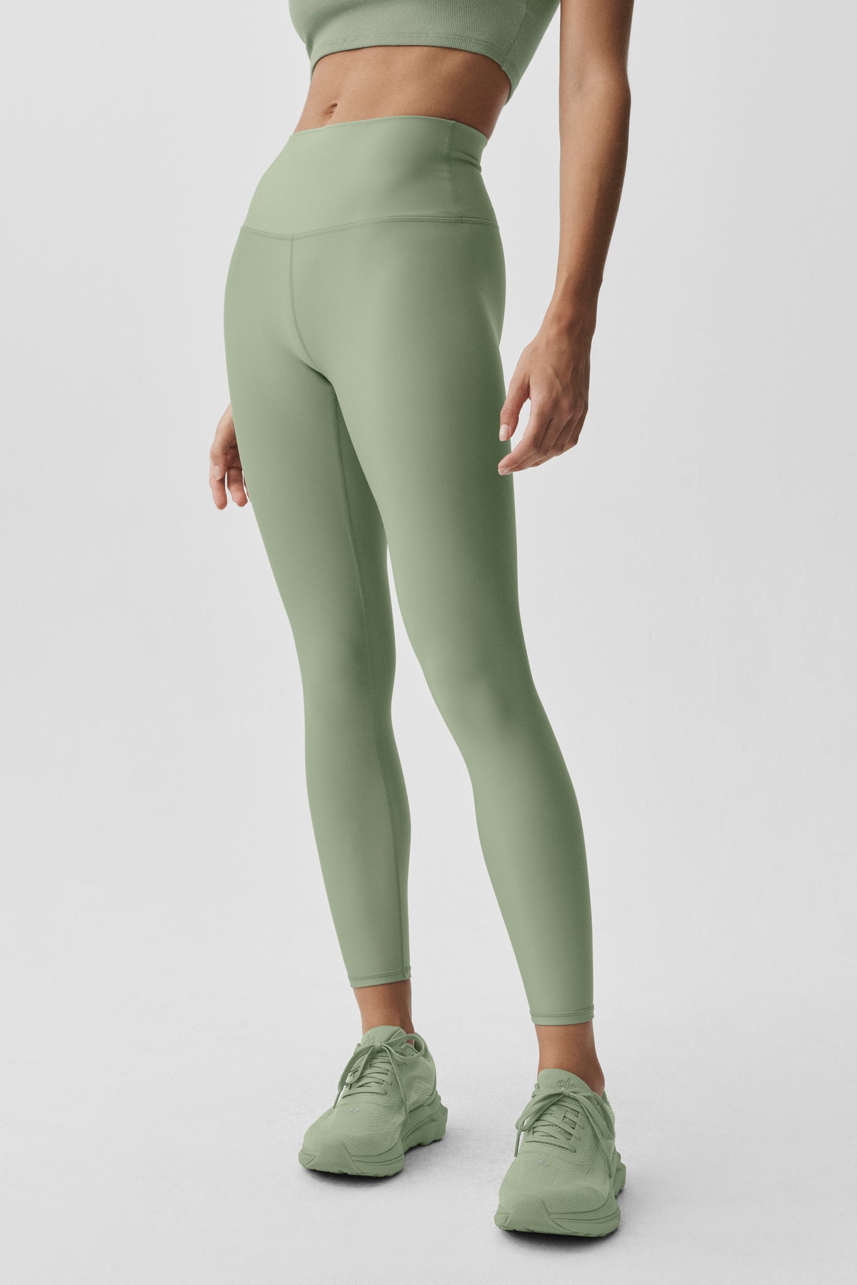 7/8 High-Waist Airlift Legging - Dune Grass--1