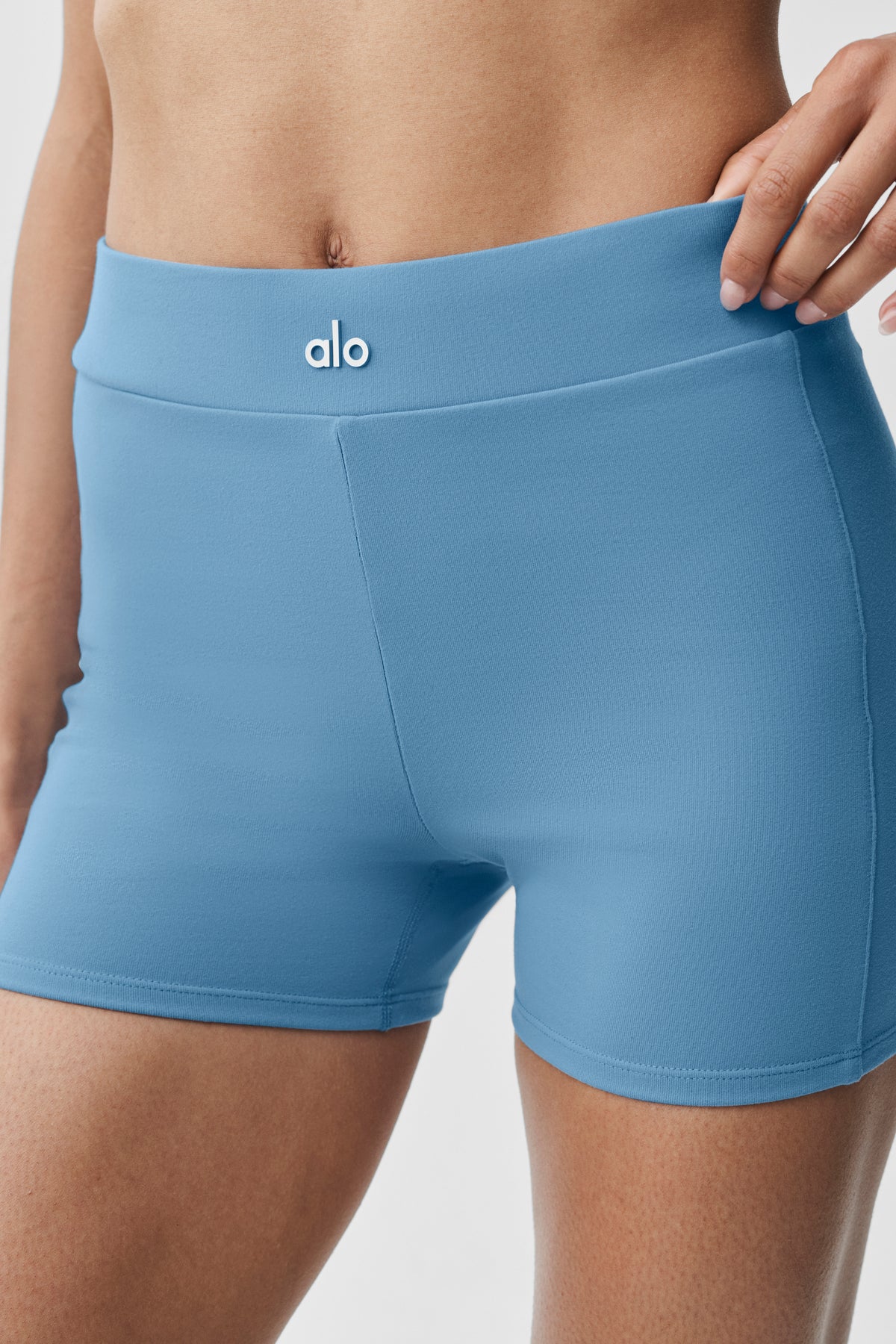 3" Airbrush High-Waist Aura Short - California Blue--2