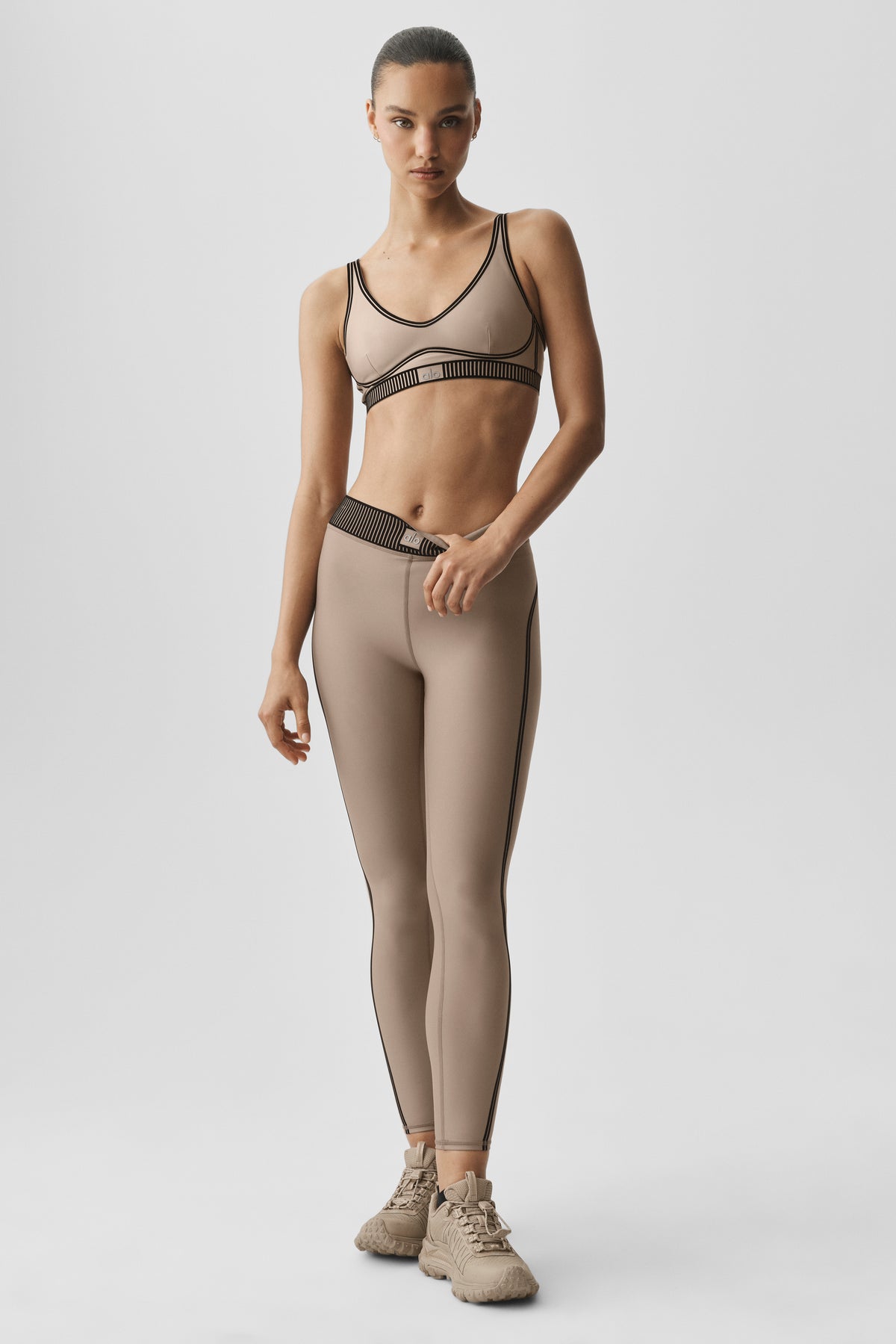 Airlift Line Up Bra - Gravel--3