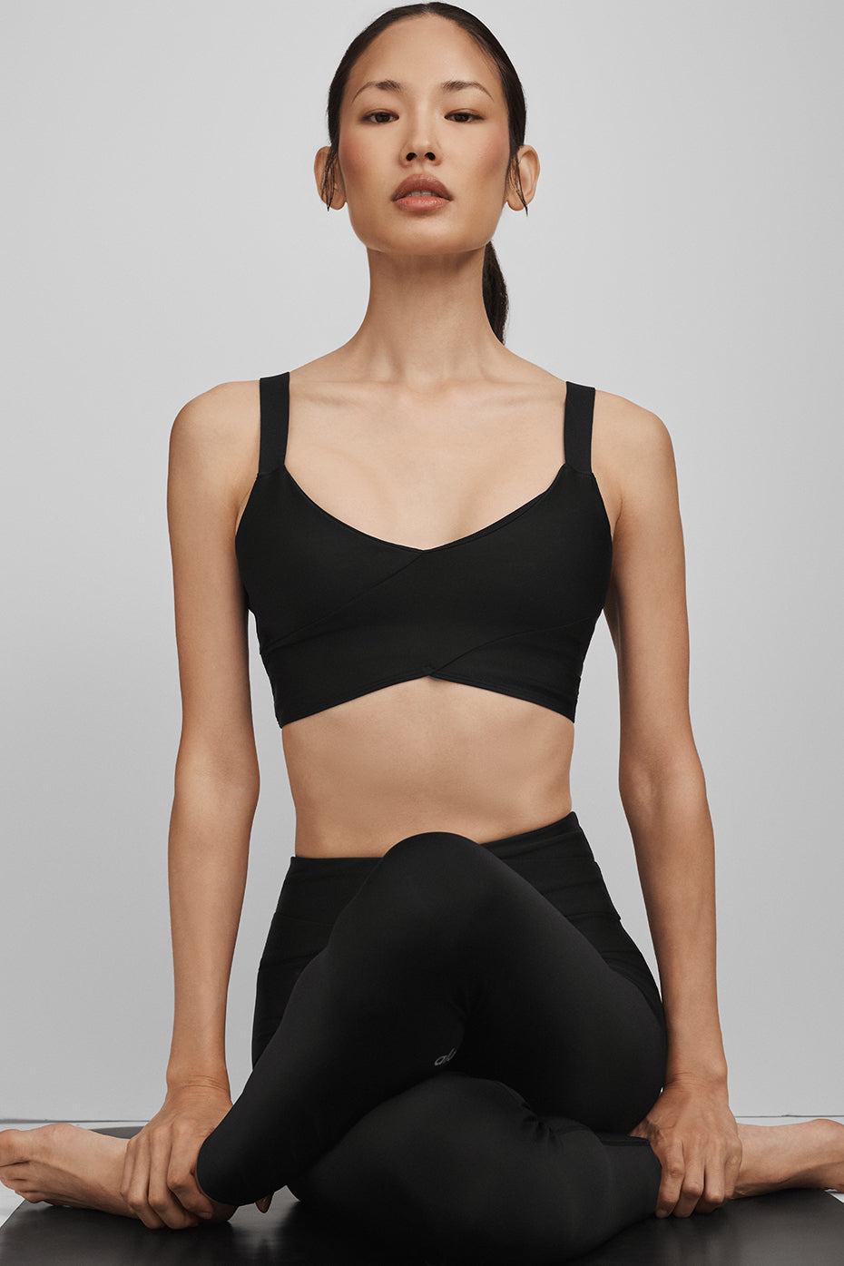 Airlift Horizon Bra - Black--0