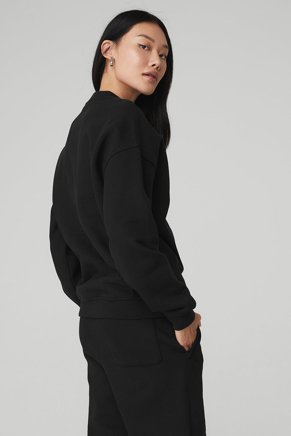 Renown Heavy Weight Crew Neck Pullover - Black--1